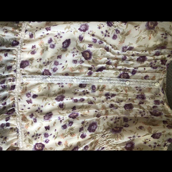 Tank/blouse - Picture 2 of 3